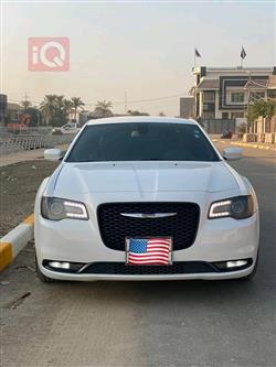 کرایسلەر 300